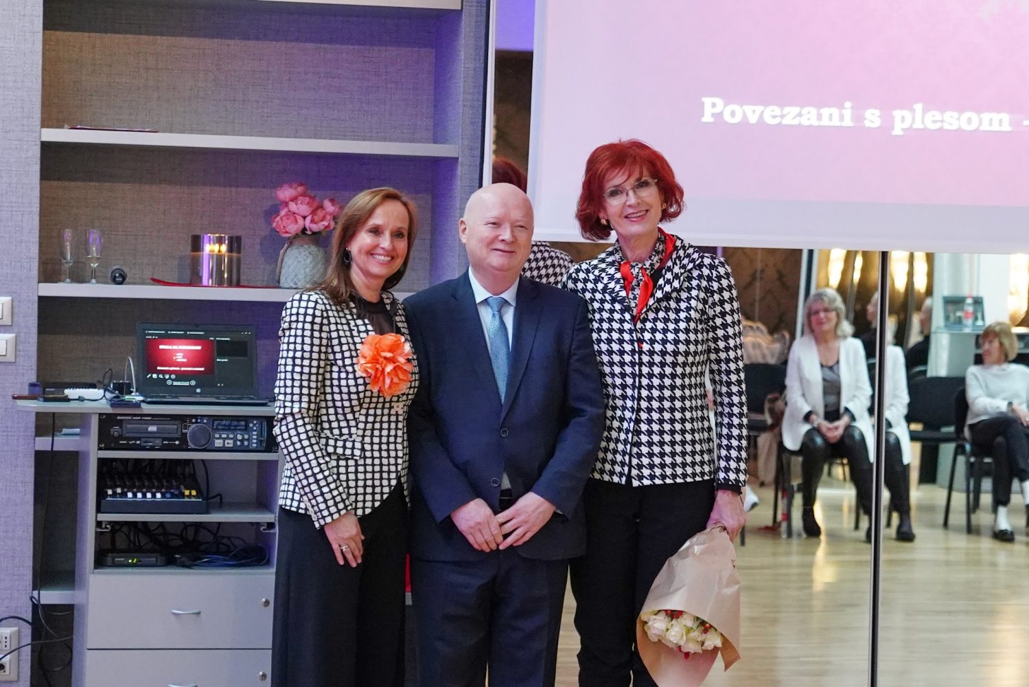 Plesale smo v Boleru